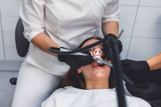 Best Emergency Root Canal Treatment in Struthers, OH
